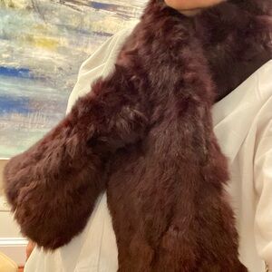 BEAUTIFUL mahogany brown real rabbit fur scarf.NEW WITH TAGS.